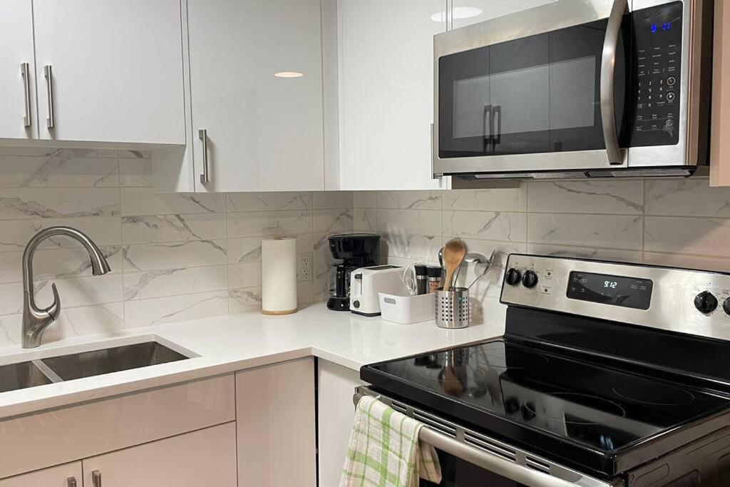 Unit #204 Cozy Mountain View 2Br In Canmore Downtown Dış mekan fotoğraf